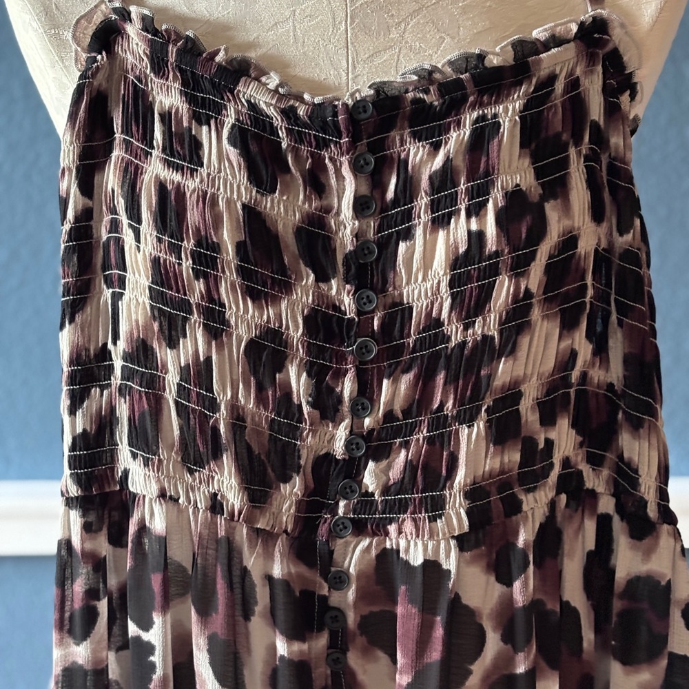 Torrid Chiffon Button Up Leopard Print Sleeveless… - image 4